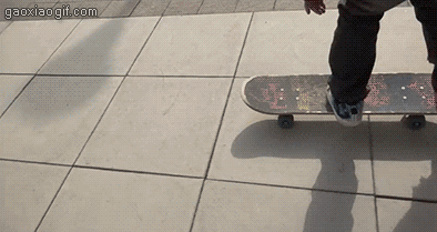 酷耍滑板,两个滑板一起玩