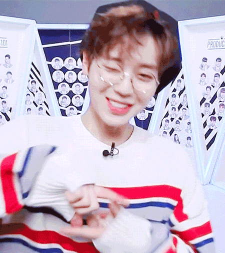 接受来自爱豆的心空wink暴击!