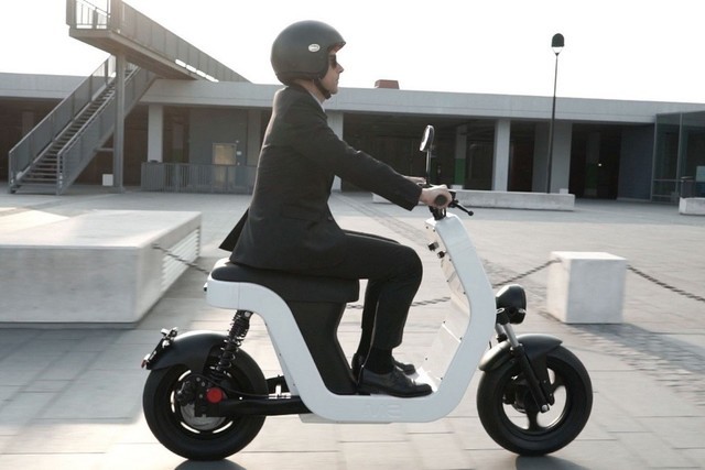 me electric scooter电动滑板车 - 单次充电跑80公里