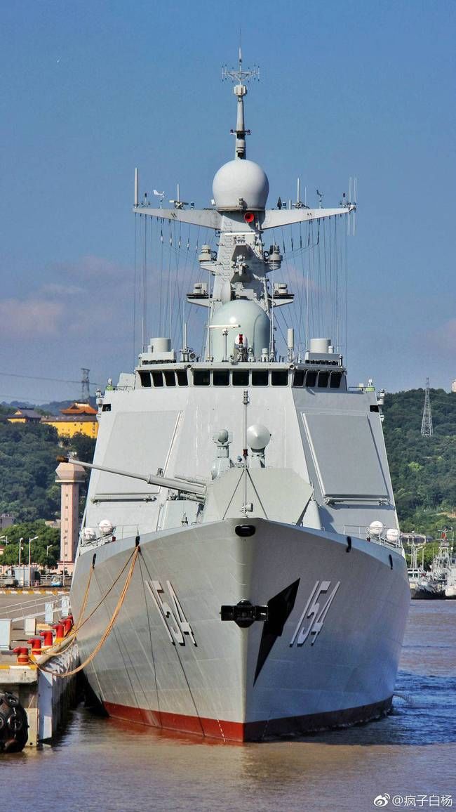 近日,有网友制作了2020年中日海军水面战斗舰艇数量对比图,两国海军