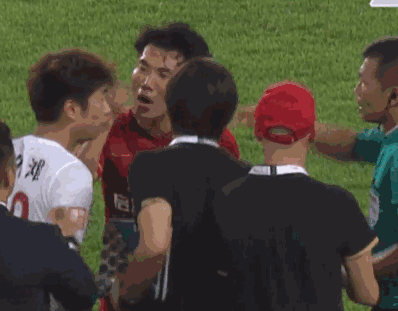 揭国足恒大队长