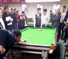 搞笑gif图:家里娶到这样的媳妇,实属养不起