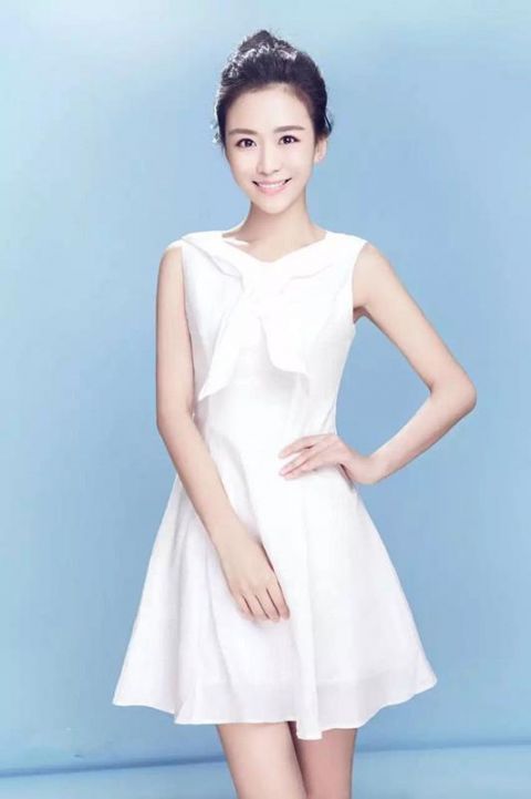 饰演奈奈的演员叫杨安琪,有颜值又有演技,相信在不久后她也会在娱乐圈
