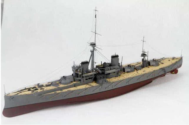 英国无畏号战列舰的舰炮布置有何特点?太完美,所以
