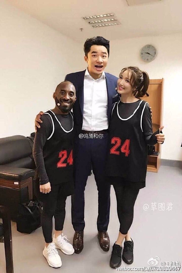 这回王祖蓝的确比老婆高,也比科比高!