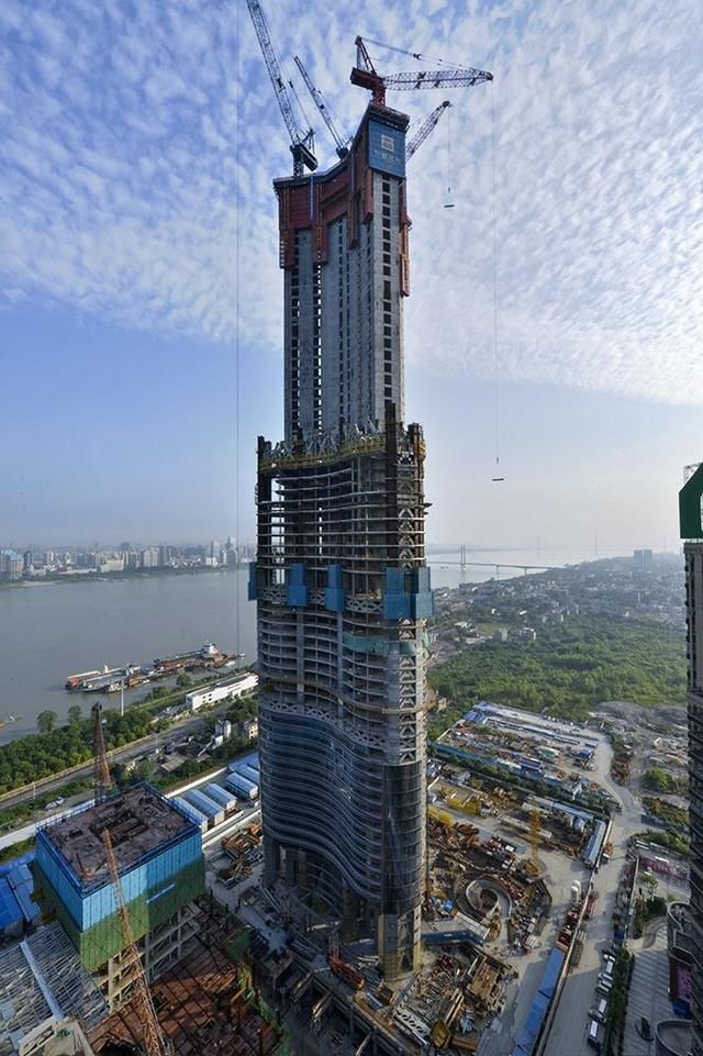中国一高楼将刷新第一高楼的记录,这样的高楼你喜欢吗