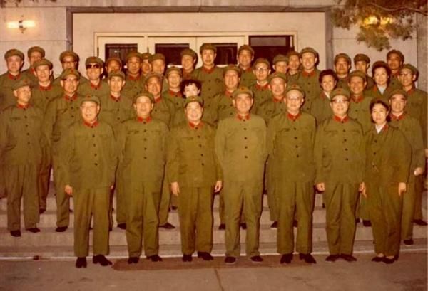 旧影存精:1962年八一厂演员剧团授衔,授的都是校官和尉官(图)