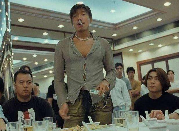 乌鸦张耀扬退出