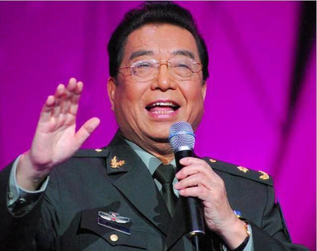 说到中国著名红歌的歌唱家,大家马上就想李谷一和李双江等,其中李双江