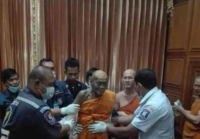 泰国再次出现肉身菩萨,过世数月依然栩栩如生,甚至还面露微笑!