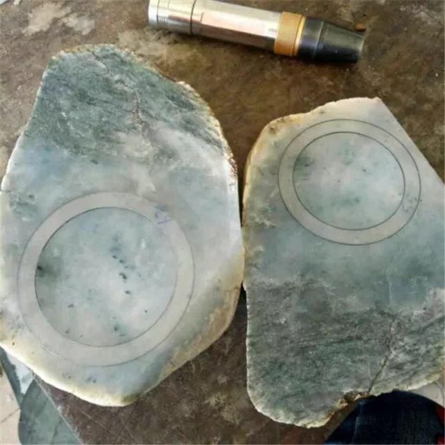 行外人水沫子翡翠冰种傻傻分不清,到底水沫子是什么玩意儿?
