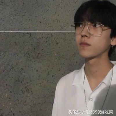 2018最潮qq头像男阳光帅气 万水千山总是情爱我一次行