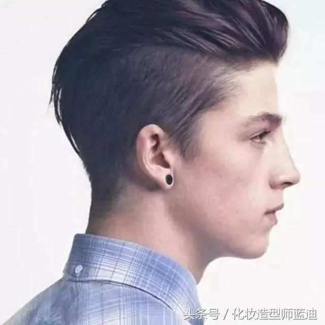 男生脸大 矮个子,可以留这3款发型!