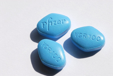 吃伟哥能喝酒吗 做男人千万不要大意了