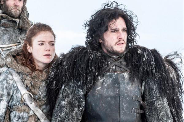 ▼玛格丽·提利尔,身高168 公分;乔佛里·拜拉席恩身高170 公分.