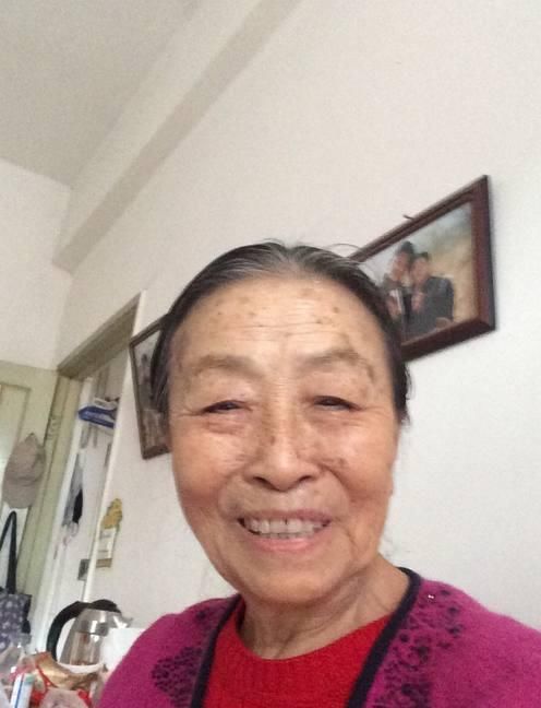 老艺术家容嬷嬷豪宅贵气十足 六小龄童家节俭朴素 丑娘家令人心酸