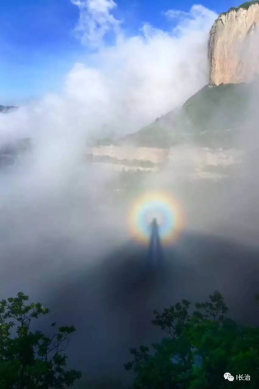 见者有福!长治板山惊现罕见"佛光",看后惊叹所有人