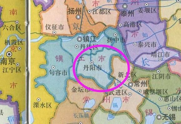 丹阳市,隶属于江苏省镇江市,位于江苏省南部,东邻武进区,南接金坛区