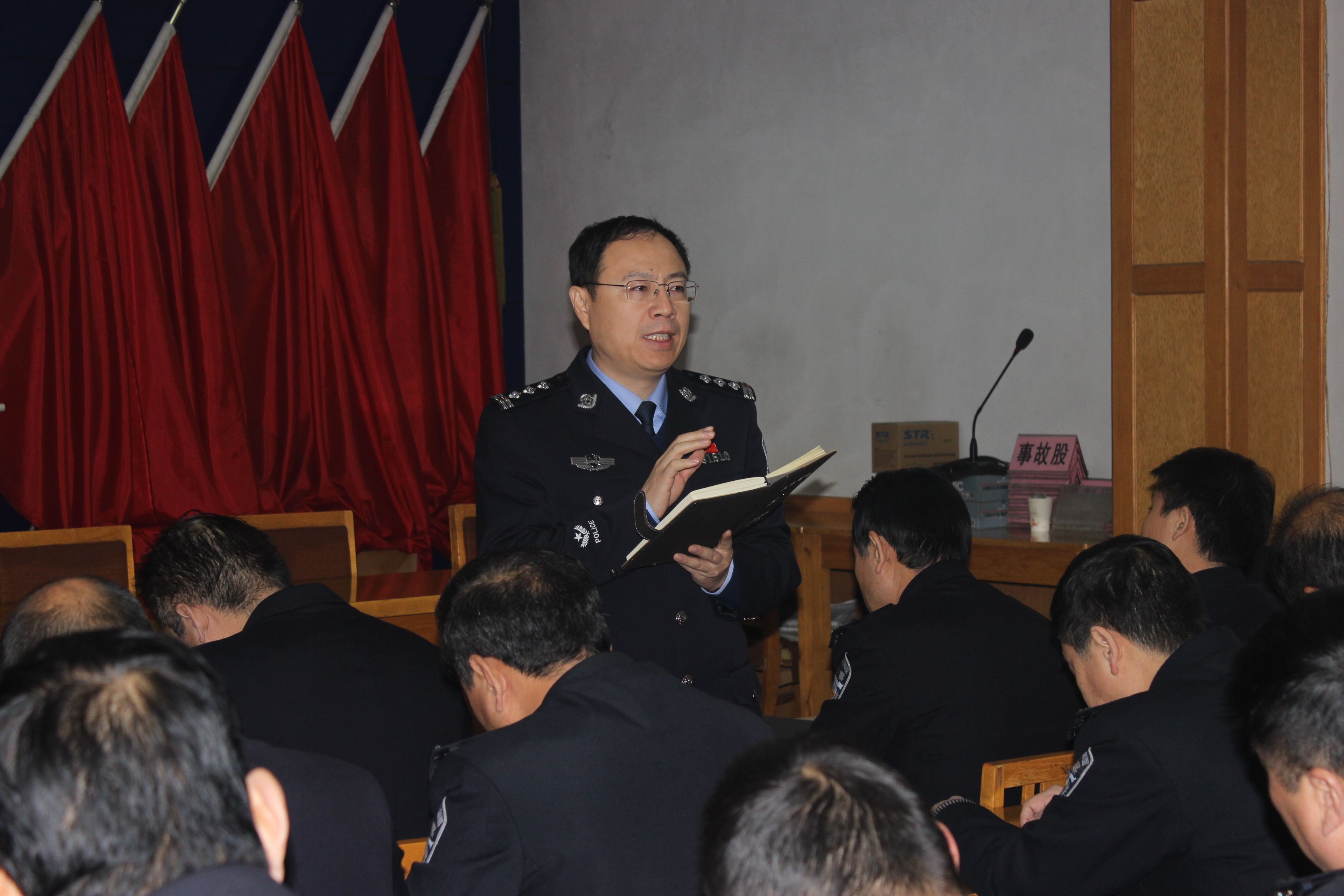 全面提升民警执勤执法业务素质和工作能力水平,1月26日,稷山县公安局