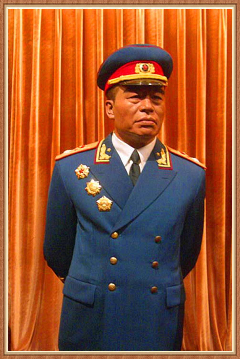 十大元帅蜡像,衣服来自当年元帅服剩余布料制成,向伟人敬礼!