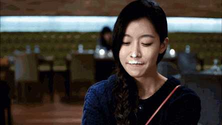 搞笑gif:我当你兄弟,你当我是狗?你的良心不会痛吗?