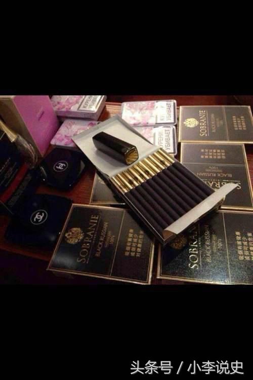 寿百年香烟一种包装看着五颜六色的香烟,在中国市场及其少见!