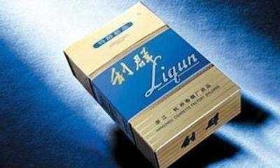 其中南京九五至尊是大家口中的皇帝系列,小编最喜欢抽的就是南京炫