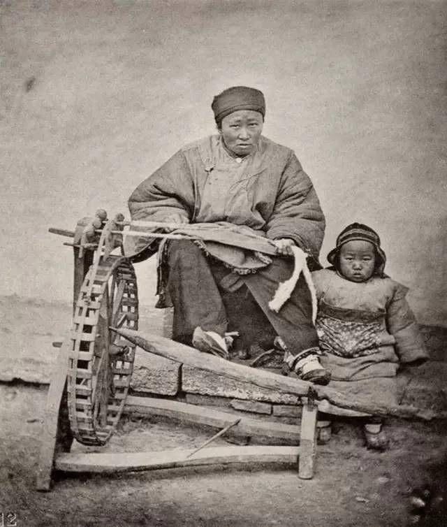 150年前的清朝人到底长啥样?这位英国人拍下200张照片