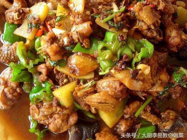 日销百份的孟记炒鸡如何制作,秘制酱料,香料粉大揭秘!