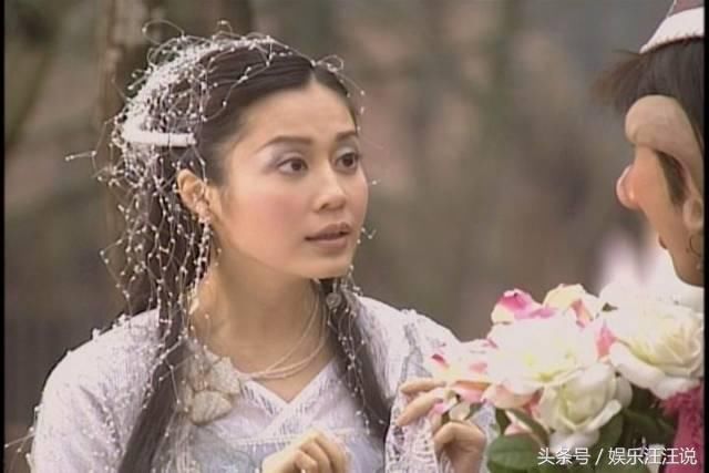 紫薇仙子——钟欣潼 孙佳君是新加坡著名影星,当年因为出演《百变星君