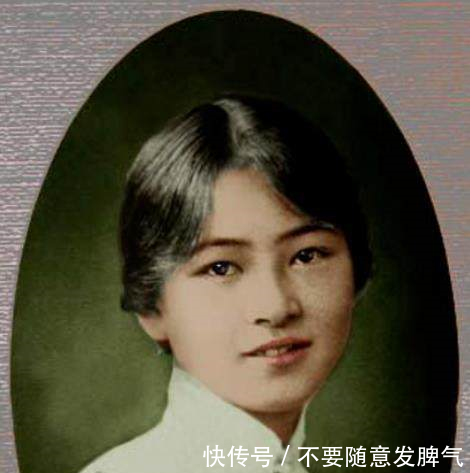 民国四大美女一个强占,一个被戴笠自杀数年,只美女高跟鞋超高特图片