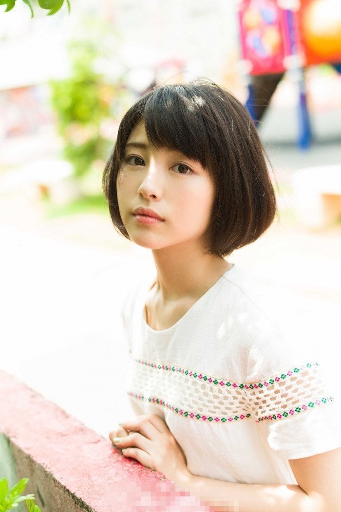 日女星滨边美波台湾拍摄写真 天真无邪少女感满满