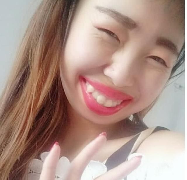 不看脸的话也是一个身材很好的女孩了,不知道你对她的评价是如何呢?