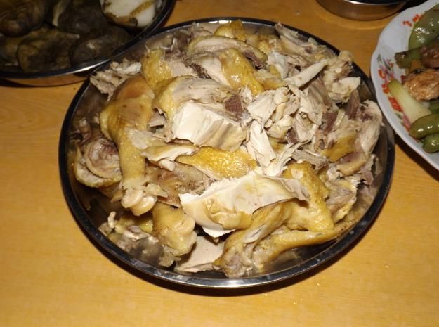 实拍广西农村晚餐,堪比在大饭店吃一顿,有道菜还以为