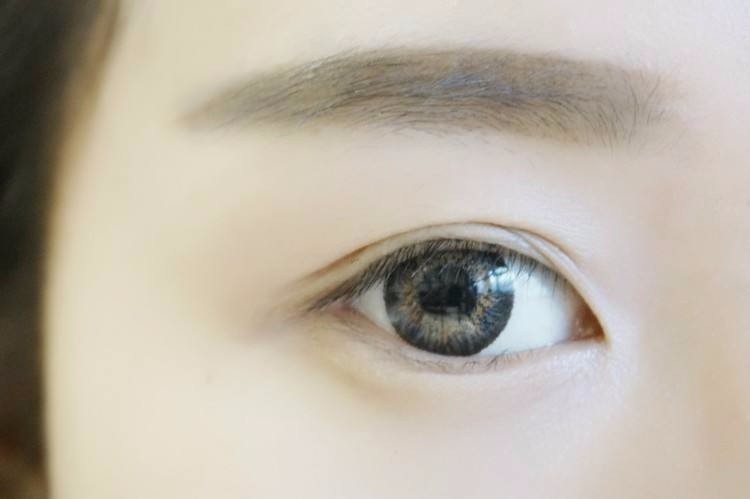 黄薄眉