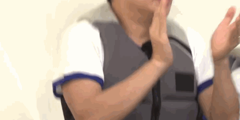 昨夜浙江卫视《奔跑吧》审片室,声音在笑泪在飙