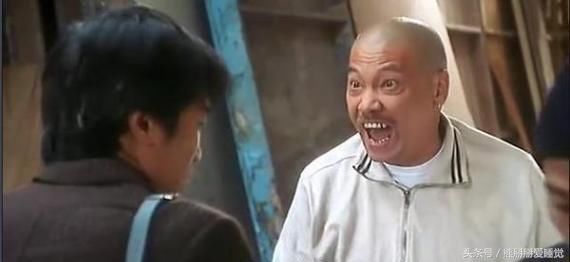 人在屋檐下不得不低头