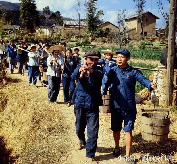 老照片:1971年中国真实的农村,70年代农村的模样还有谁记得!