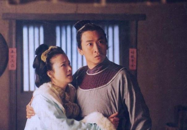 何晴是《三国演义》里小乔的扮演者,其实她和剧中一