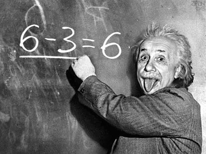 爱因斯坦究竟为什么要吐舌头?他真的不是在卖萌!