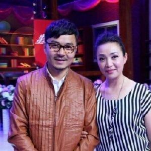 57岁戴春荣生活近照,观众眼中最坏皇后,与丈夫相爱32年无绯闻