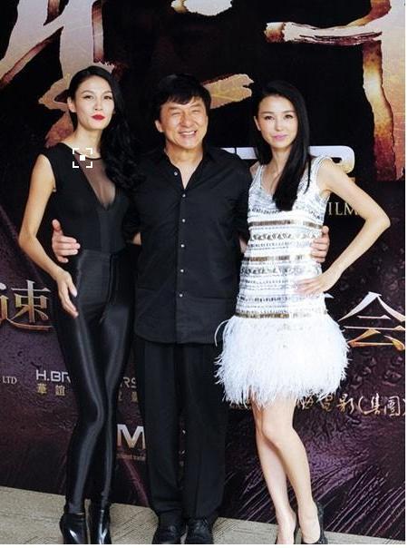 张蓝心因出演成龙电影《十二生肖》被大众熟知,在电影中,身高177