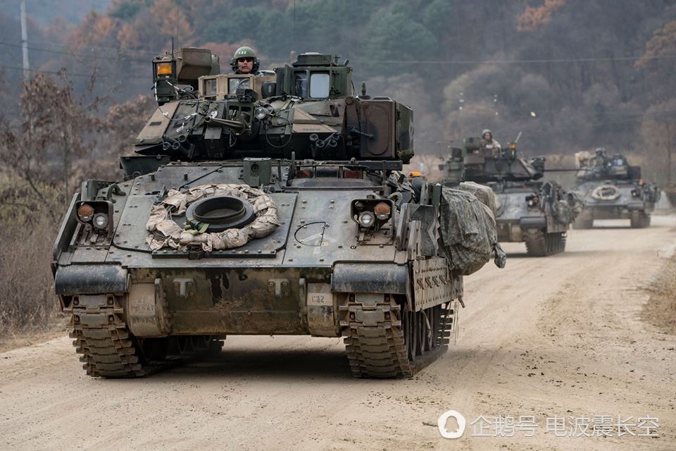 驻韩美军m2a3步战车披甲后重达30吨 但仍防不住rpg