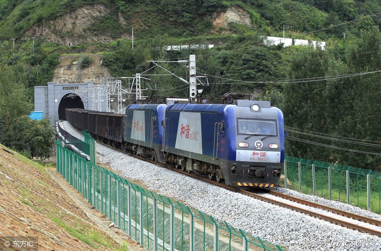 秦岭隧道是中国最长的铁路隧道,位于在建的西康铁路青岔车站和营盘