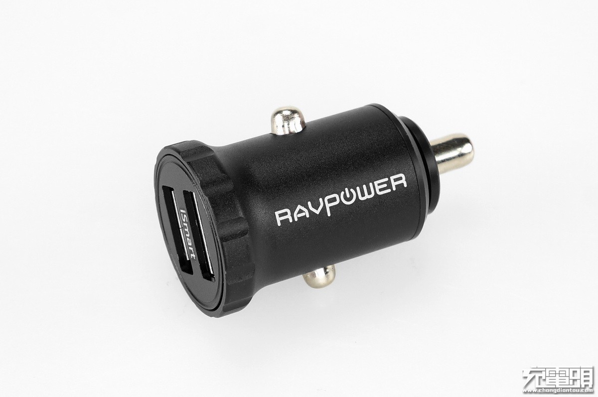 超迷你 ravpower 24w 双口车载充电器拆解测评