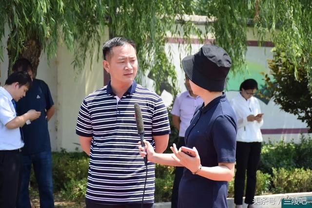 金阳光小学小学走进兰陵县庄坞镇沙埠爱心立方数书屋图片