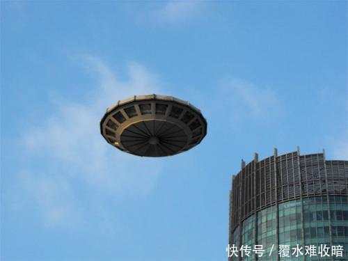 中国最火的ufo事件, 上海近距离拍摄到ufo和外星人