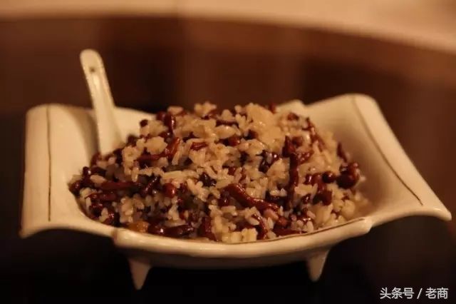 青海,一定要来一盘蛋白人参果白糖拌大米饭,一酥油鱿鱼图片