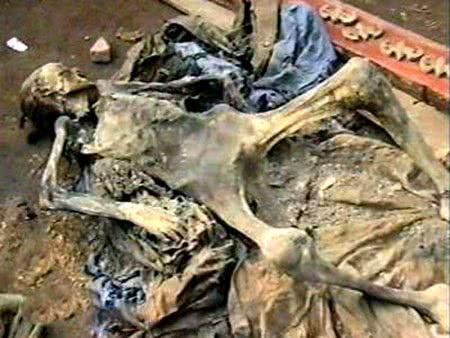 黑龙江发现清朝古墓,专家:墓主死相非常恐怖,曾在棺中