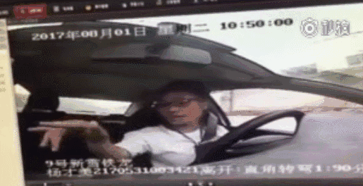 悲剧啊! 两段截然不同的视频,却是两个一样的结果!